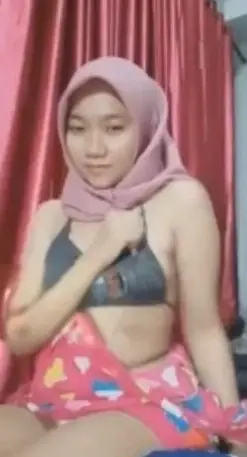 Live Show Host Jilbab Cantik Desah Basah 2026 backdrop