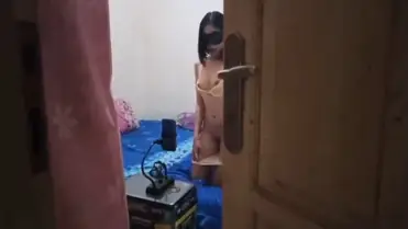 Pacar Cantik Live Show Buka Baju Di Room VIP poster